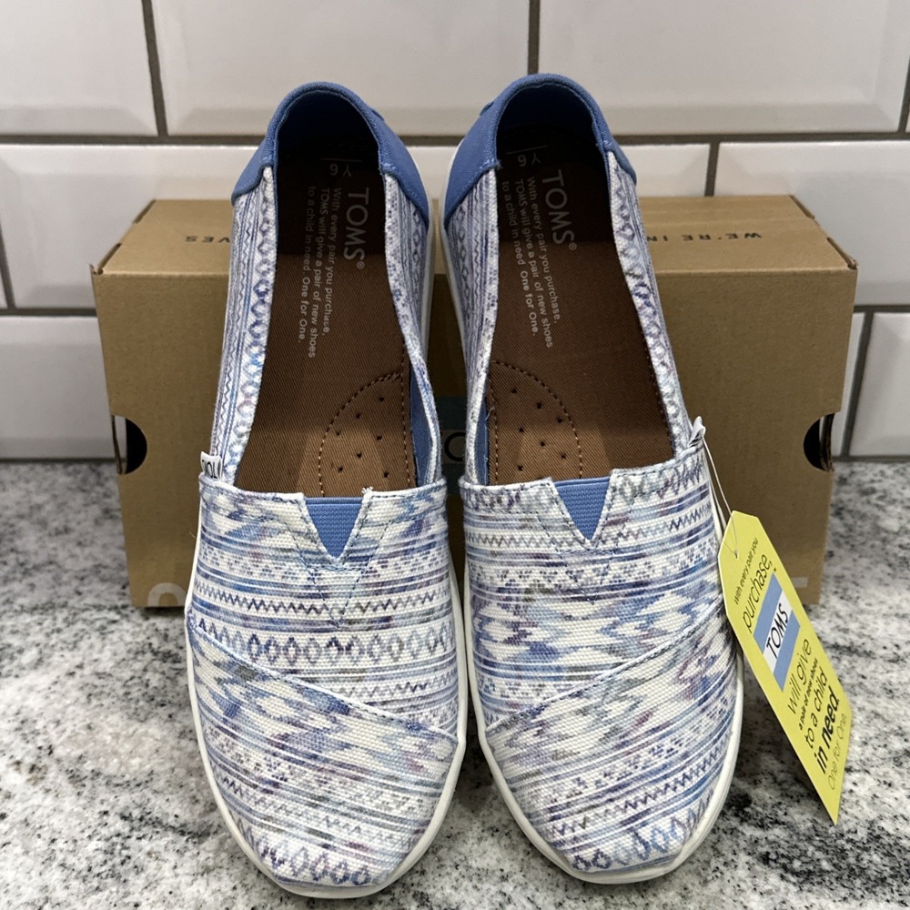 Toms Multi Aqua Ethnic Tribal Blue Lined Shoes Youth‎ 6 Women's 8 Slip On New - Picture 6 of 7